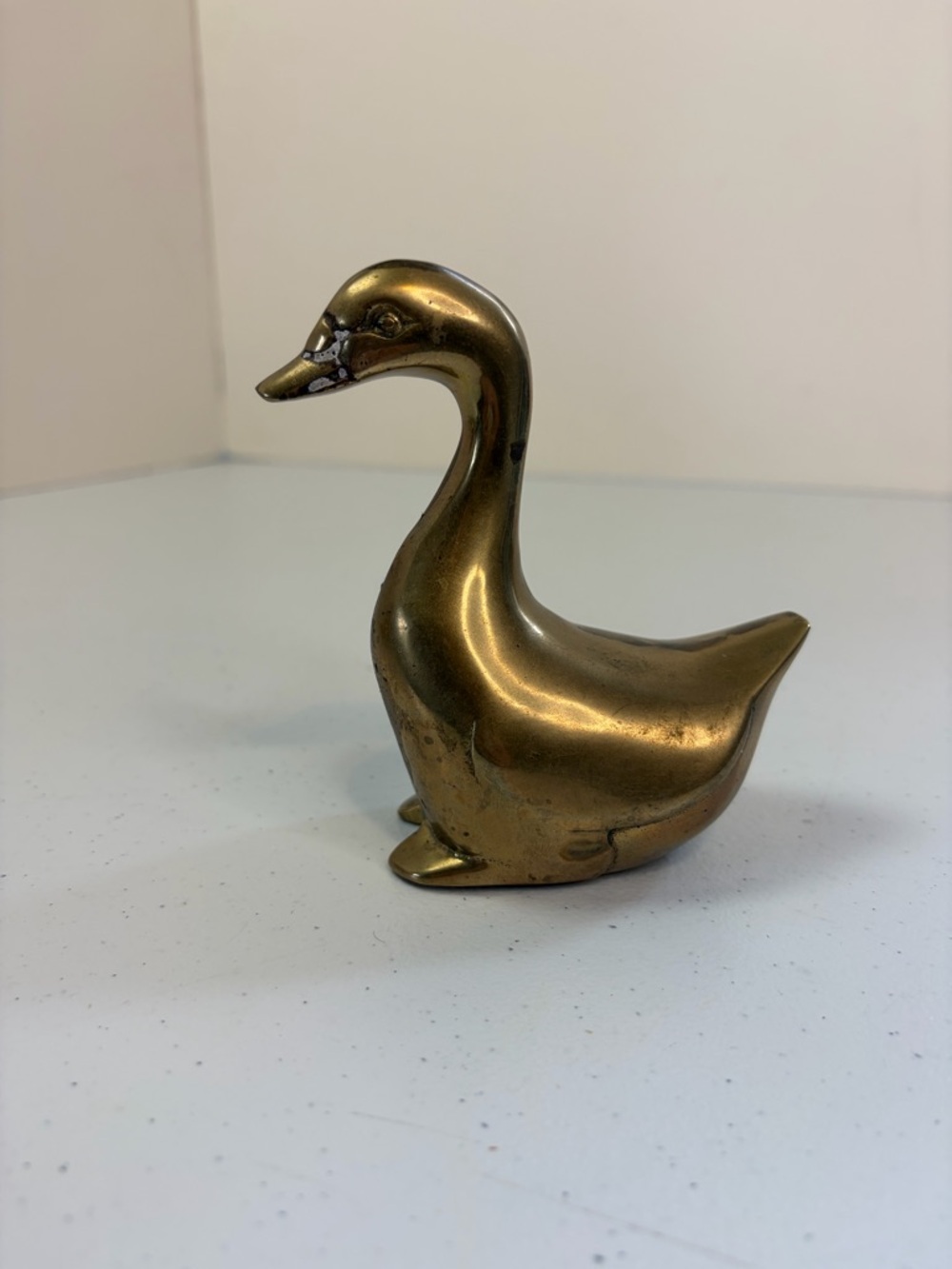 Vintage Solid Brass Duck Figurine Farmhouse Decor Paperweight Mallard Boho 70s - Picture 4 of 8